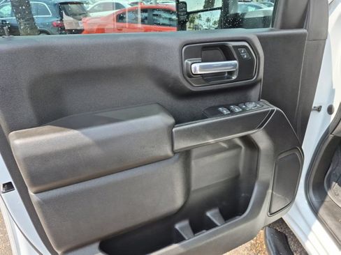 Used 2024 Chevrolet Silverado 2500 Custom w/ Custom Convenience Package RWD image 12
