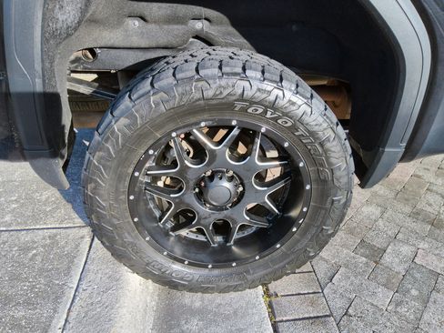 Used 2019 GMC Sierra 1500 AT4 w/ AT4 Premium Package image 45