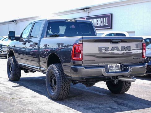 New 2026 RAM 2500 Big Horn AWD/4WD image 7