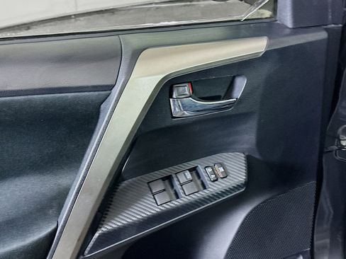 Used 2014 Toyota RAV4 XLE image 15