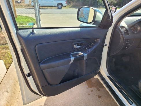 Used 2013 Volvo XC90 3.2 FWD image 9