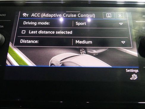 Used 2022 Volkswagen Atlas SE w/ Panoramic Sunroof Package FWD image 45