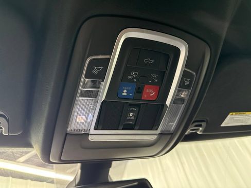 Used 2020 RAM 1500 Limited w/ Body Color Bumper Group AWD/4WD image 26