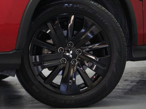 Used 2023 Mitsubishi Outlander Sport LE image 3