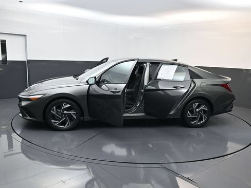 Certified 2025 Hyundai Elantra Sport w/ Cargo Package FWD image 32