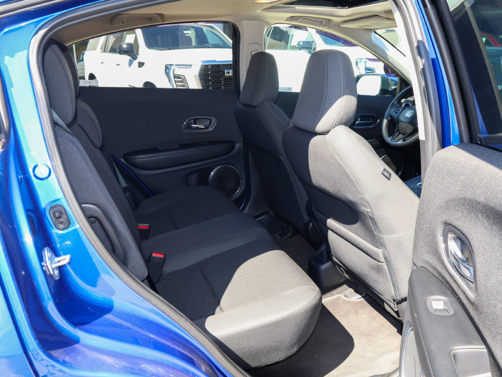 Used 2021 Honda HR-V EX image 24