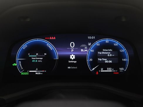 Used 2025 Toyota Camry XLE image 26