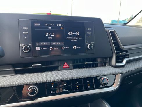 Used 2024 Kia Sportage LX image 21