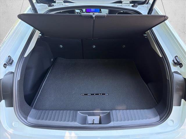 New 2027 Toyota Prius Limited w/ Limited Premium Package FWD image 18