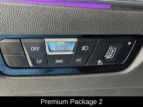 Used 2022 BMW 330i xDrive Sedan w/ Premium Package 2 AWD/4WD image 12