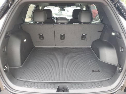 New 2026 Chevrolet Equinox LT w/ Convenience Package II FWD image 7