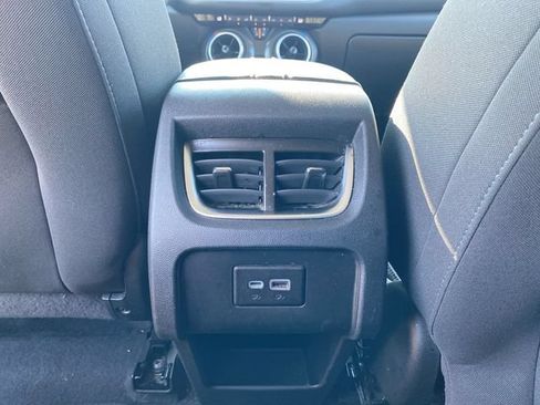 Used 2021 Chevrolet Blazer LT FWD image 20