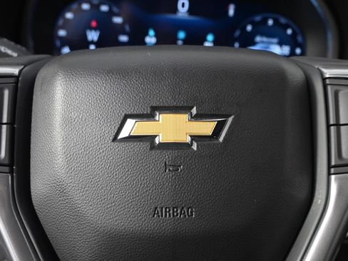 Used 2023 Chevrolet Tahoe Premier AWD/4WD image 36