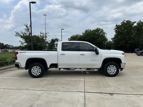 Used 2020 Chevrolet Silverado 2500 LTZ w/ LTZ Convenience Package image 4
