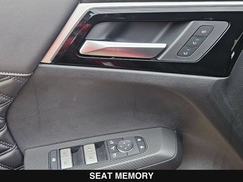 New 2026 Nissan Rogue Platinum AWD/4WD image 15
