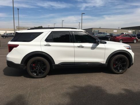 Used 2020 Ford Explorer ST w/ ST High-Performance Pack AWD/4WD image 7