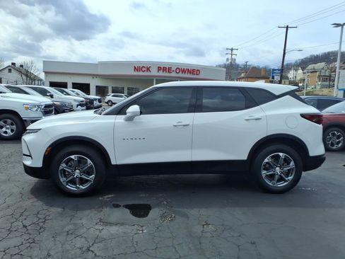Used 2023 Chevrolet Blazer LT w/ Driver Confidence Package image 2