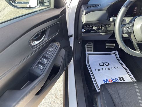 Used 2024 Honda Accord Sport image 2