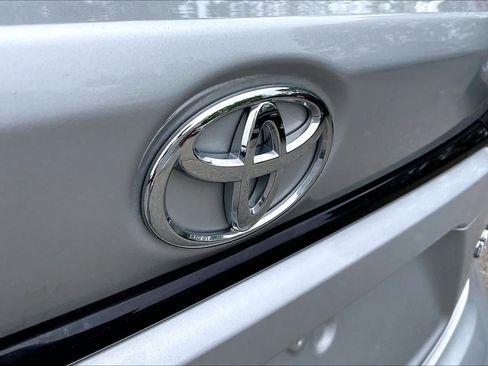Certified 2025 Toyota Corolla LE FWD image 29