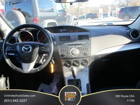 Used 2011 MAZDA MAZDA3 s Sport FWD image 8