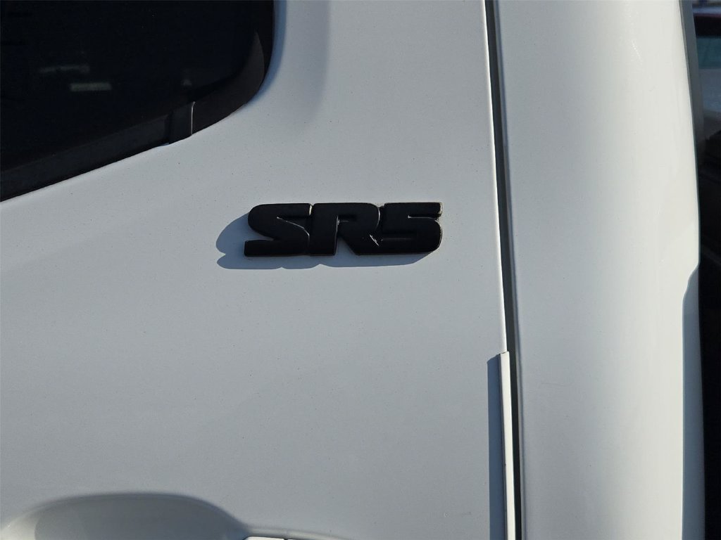Used 2019 Toyota Tacoma SR5 RWD image 21