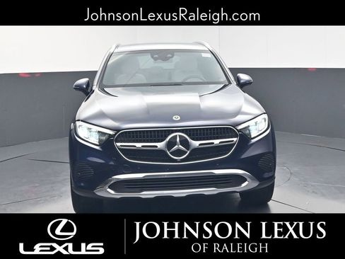 Used 2024 Mercedes-Benz GLC 300 4MATIC image 4