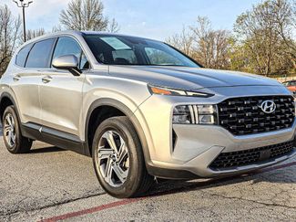 Used 2023 Hyundai Santa Fe SE video 1