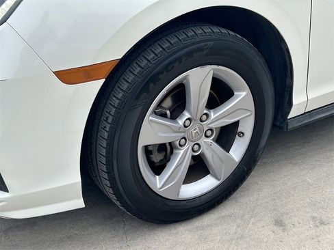 Used 2019 Honda Odyssey EX-L image 9