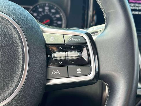 Used 2023 Kia Sorento EX AWD/4WD image 22