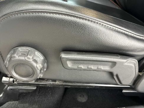 Used 2021 Jeep Gladiator Mojave AWD/4WD image 14