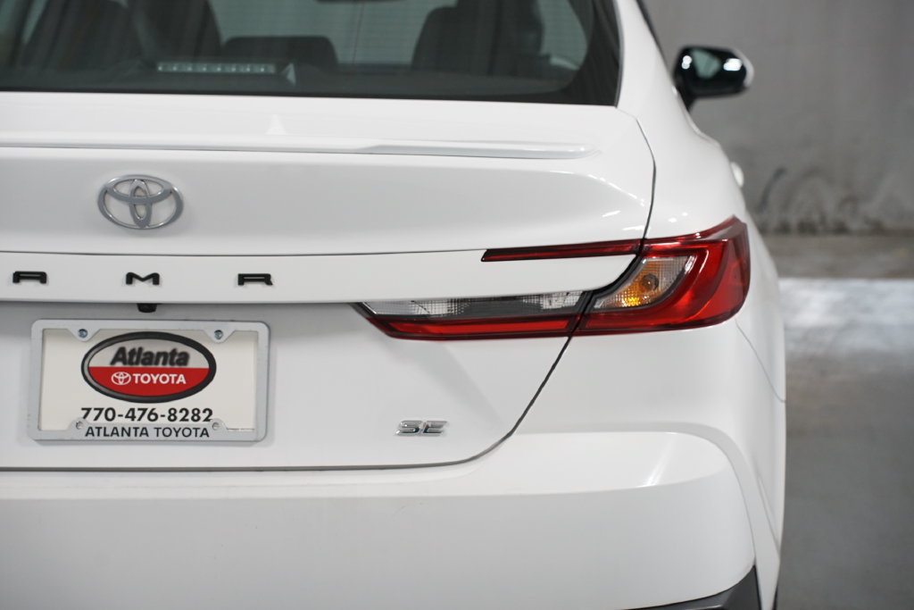Certified 2025 Toyota Camry SE FWD image 10