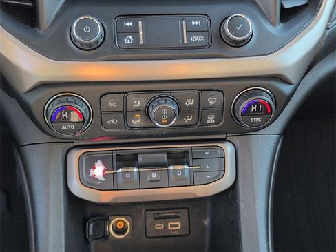 Used 2020 GMC Acadia Denali w/ Trailering Package image 16