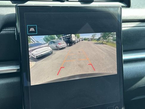 Used 2025 GMC Terrain Elevation AWD/4WD image 25
