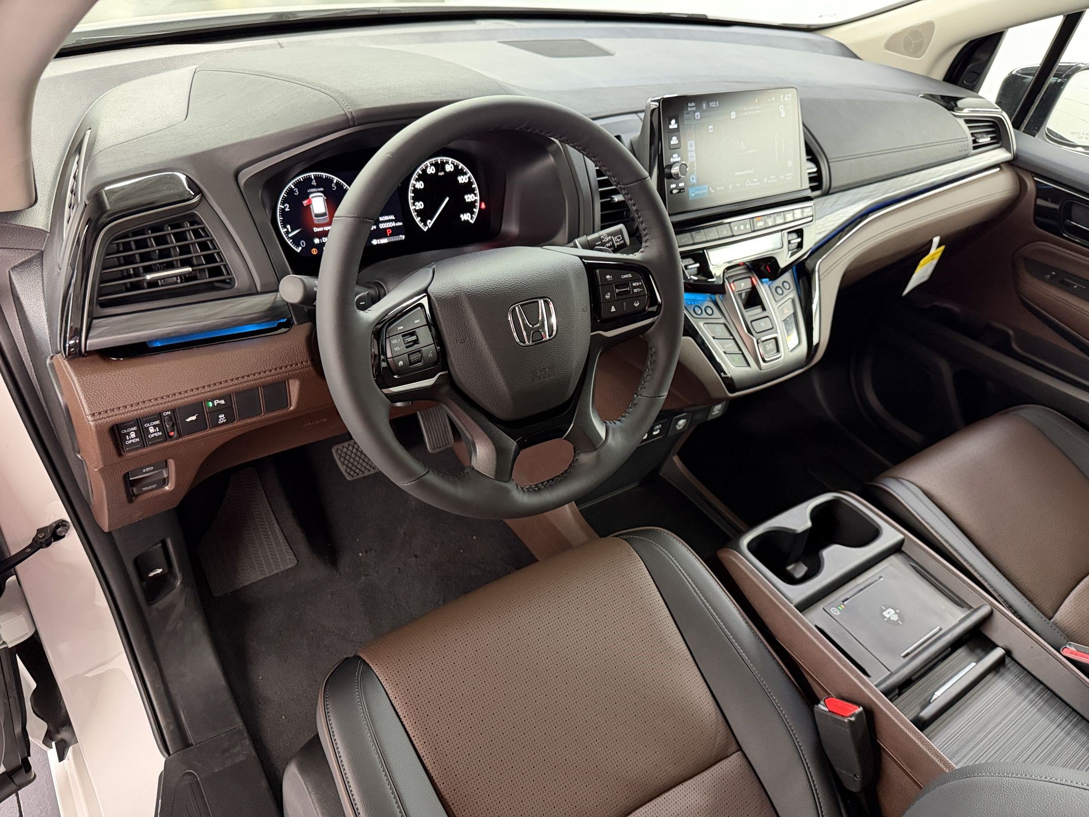 New 2027 Honda Odyssey Elite image 4