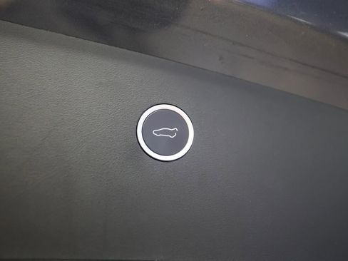 Used 2020 Tesla Model X Long Range AWD/4WD image 52