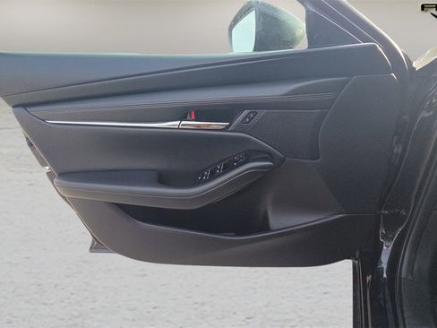 Used 2023 MAZDA MAZDA3 s image 22