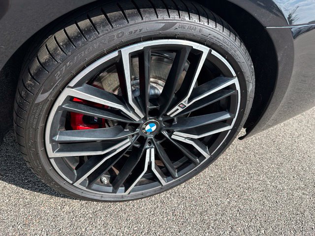 Used 2023 BMW M550i xDrive w/ Executive Package AWD/4WD image 8