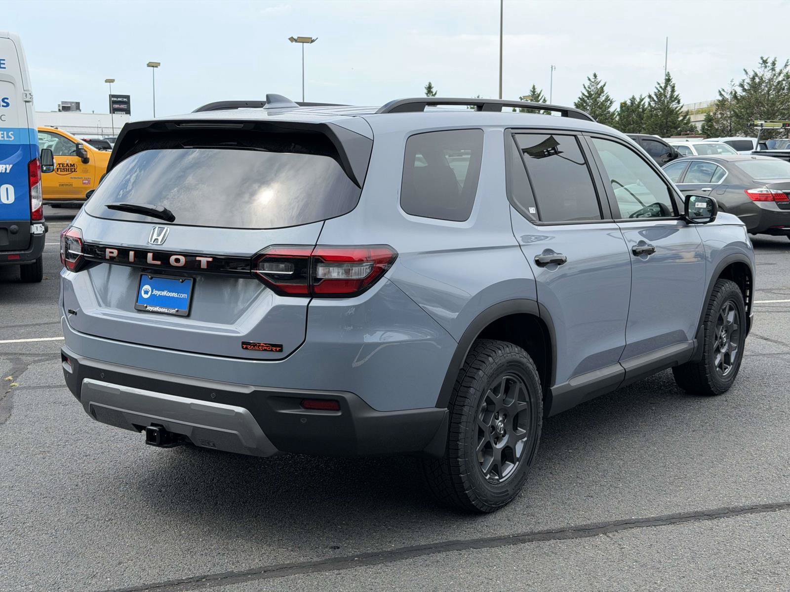 New 2026 Honda Pilot TrailSport image 2