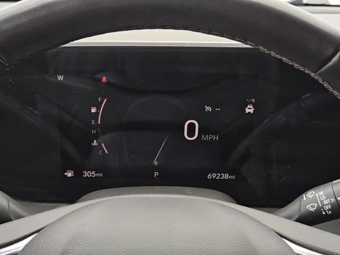 Used 2024 Buick Encore GX Sport Touring w/ Comfort Package image 18