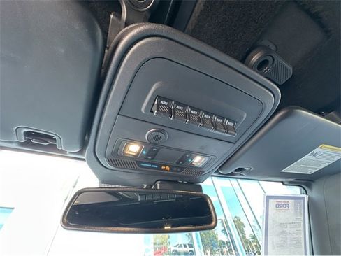 Used 2022 Ford Bronco Everglades image 25