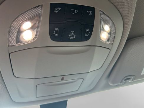 Certified 2022 Chrysler Voyager LX FWD image 26