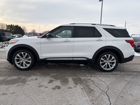 Used 2022 Ford Explorer Platinum image 4