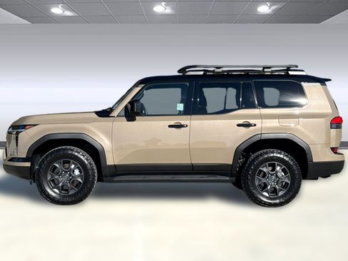 Certified 2024 Lexus GX 550 image 2