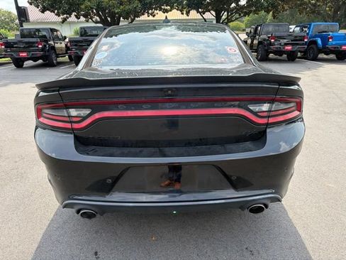 Used 2020 Dodge Charger R/T w/ Plus Group RWD image 4