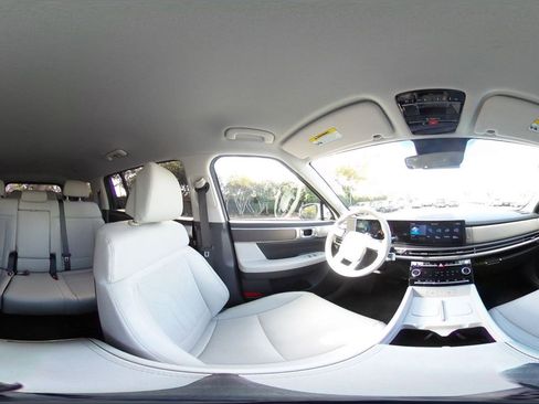 Used 2025 Hyundai Santa Fe SEL image 46