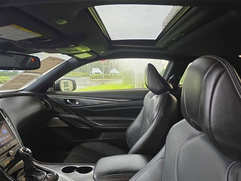 Used 2022 INFINITI Q60 3.0t Luxe w/ Essential Package image 22