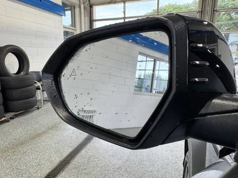 Used 2025 Hyundai Kona SEL AWD/4WD image 24