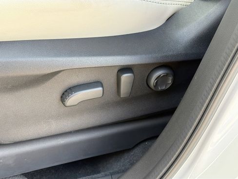 New 2026 Subaru Ascent Limited image 25