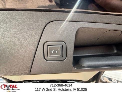 Used 2020 Buick Envision Essence w/ Experience Buick Package AWD/4WD image 17