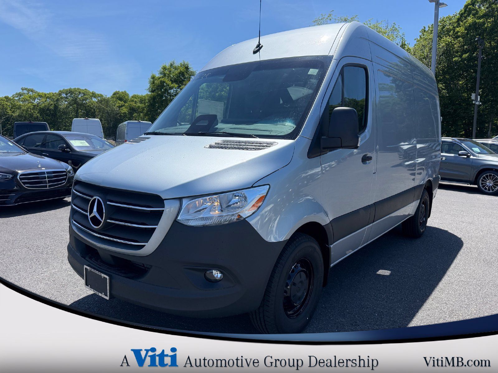 Used 2026 Mercedes-Benz Sprinter 2500 image 4